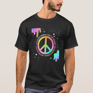 Internationaler Tag des Friedens Buntes Friedensze T-Shirt