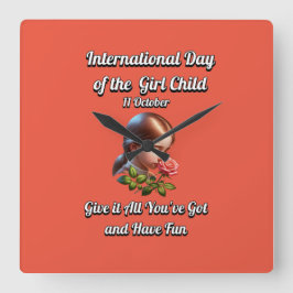 Internationaler Tag des Mädchens. Spaß haben Quadratische Wanduhr