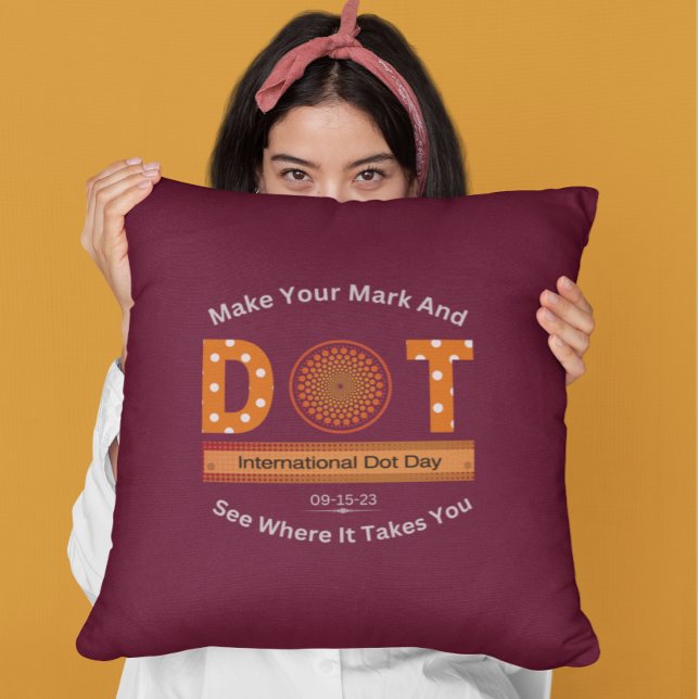 Internationales Dot Day Design Kissen (Von Creator hochgeladen)