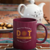 Internationales Dot Day Design Zweifarbige Tasse