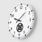 Intersecting hawk feathers in a circle Clocks Große Wanduhr (Winkel)