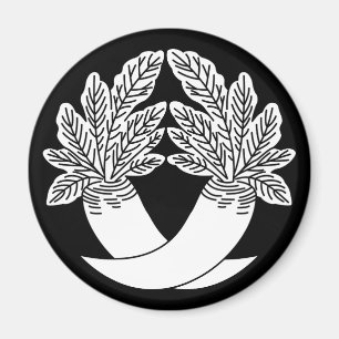 Intersecting Radish Magnet