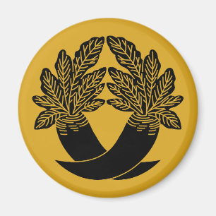 Intersecting Radish Magnet