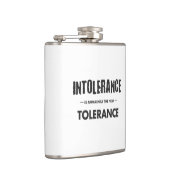 Intoleranz ist offensichtlich die neue Toleranz Flachmann (Rechts)