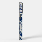 Intricate blue floral pattern on light background Case-Mate iPhone hülle (Rückseite / Rechts)