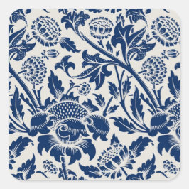 Intricate blue floral pattern on light background quadratischer aufkleber