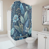 Intricate Blue & Green Botanical - Starry Dark Blu Duschvorhang (Beispiel)