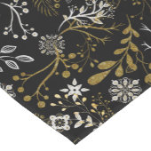 Intricate floral pattern with gold and white  kurzer tischläufer (Ecke)