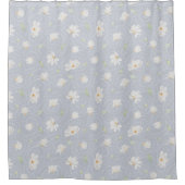 Intricate Hand gestrichen White Magnolia Dusty Blu Duschvorhang (Vorderseite)