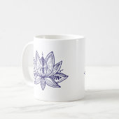 Intricate Lotus Blume Distressed Line Art Kaffeetasse (Vorderseite Links)