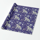 Intricated Blue Rabbit Bird Morris Style Muster Geschenkpapier (Ungerollt)
