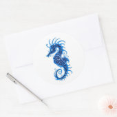 Intricciate Blue Seepferd Design auf Weiß Runder Aufkleber (Umschlag)