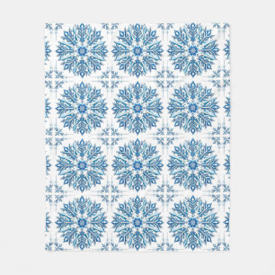 Intricentive Blue Snowflake Design Fleecedecke