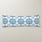 Intricentive Blue Snowflake Design Seitenschläferkissen (Rückseite)