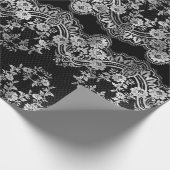 Intrictive weiße Spitzen auf Schwarz Geschenkpapier (Ecke)