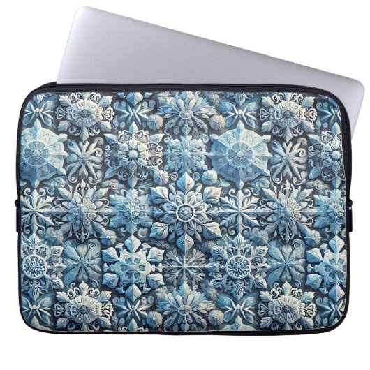 Intrikate, frostInspiriert Ziermuster Laptopschutzhülle (Vorderseite)