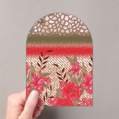 Intrikates Stoffdesign mit Blumenmuster Acryleinladungen (Insitu (Handheld))