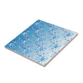 Intrikierte blaue und weiße Sterne und Schneeflock Fliese (Seite)