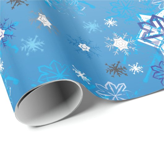 Intrikierte blaue und weiße Sterne und Schneeflock Geschenkpapier (Rolleneckpunkt)