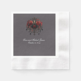 Intrikierter schwarz-gotischer Kronleuchter mit Ro Serviette