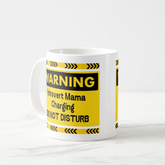 Introvert Mama Charging Funny Coffee Mug Gift Kaffeetasse (Vorderseite Links)