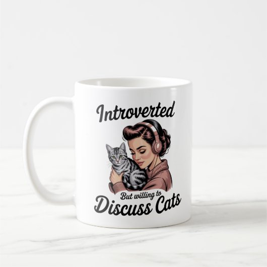 "Introverted But Willing to Discuss Cats" Funny Kaffeetasse (Links)