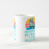 Introverted But Willing To Discuss Roller Skating Kaffeetasse (Mittel)