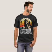 Introvertiert, aber bereit, über Bouldering zu spr T-Shirt (Vorne ganz)