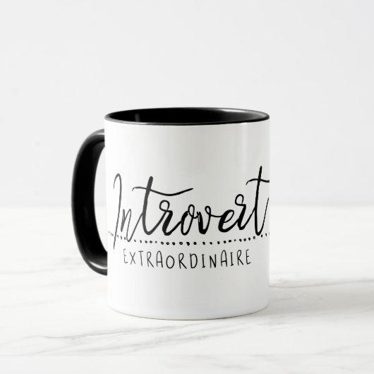 Introvertierte Extraordinäre Typografie Tasse (Vorderseite Links)