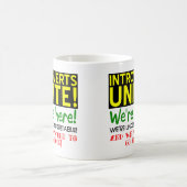 Introvertierte: Verbundene lustige Mug oder Reisem Kaffeetasse (Mittel)