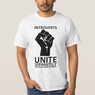 Introverts vereinigen separat in Ihrem T-Shirt