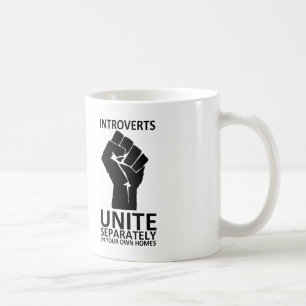 Introverts vereinigen separat in Ihrer Kaffeetasse