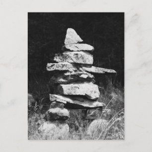 Inukshuk steht stark postkarte