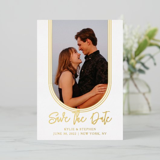 Invertierter zweier Foto Hochzeit speichern Sie da Folieneinladung (Stehend vorne)