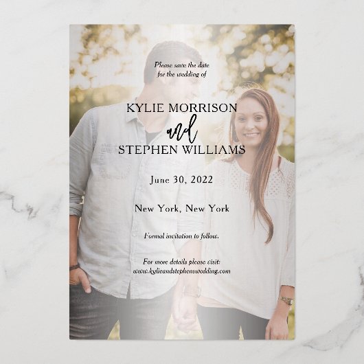 Invertierter zweier Foto Hochzeit speichern Sie da Folieneinladung (Rückseite)