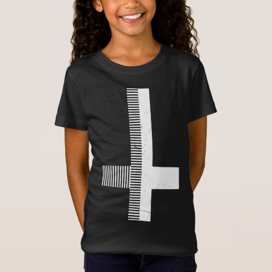 Invertiertes Kreuz T-Shirt (Vorderseite)
