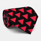 invertiertes rotes Dreieck Krawatte (Gerollt)
