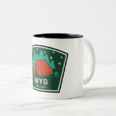 Inyo National Forest Camping Zweifarbige Tasse (VorderseiteRechts)
