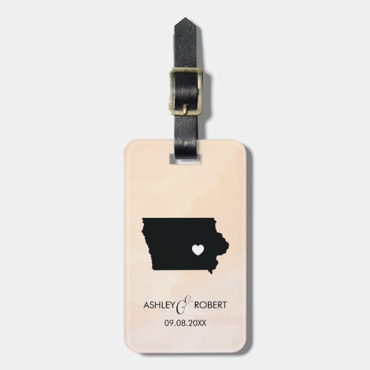 Iowa Map Wedding Luggage Tag, Couple's Name Gepäckanhänger (Vorderseite vertikal)