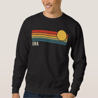 Iowa USA Retro Sunset Style Design Sweatshirt
