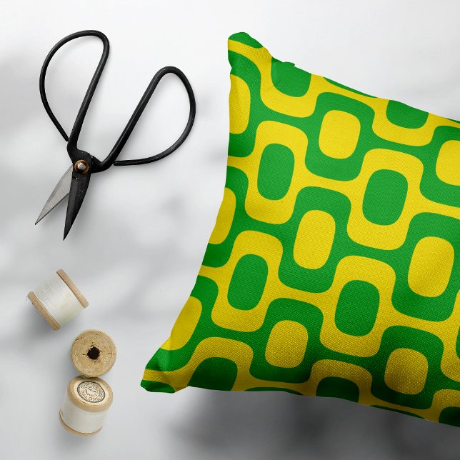 Ipanema Sidewalk Pattern, Beach Pattern, Brazil Dekokissen (Von Creator hochgeladen)