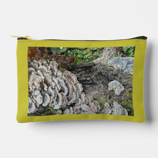 iPhone 16 Hülle Zubehörtasche (Vorderseite)