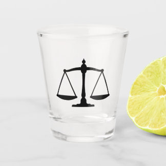 Ipsa Loquitur - Skala der Justiz Schnapsglas