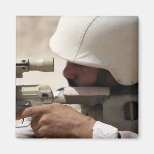 Irakischer Armee-Sergeantanblick in unten Magnet