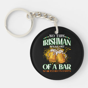 Ire beim Biertrinken am St. Patrick's Day Schlüsselanhänger