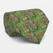 Ire und Coral Bells Krawatte (Gerollt)