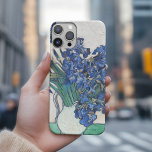 Ire, Vincent van Gogh Case-Mate iPhone Hülle<br><div class="desc">Van Gogh Irises Handy Fall, eine perfekte Verschmelzung von Kunst und Personalisierung. Dieses Van Gogh Irische Handy zeigt das ikonische Irische Gemälde, das ein Element zeitloser Schönheit in Ihr Gerät bringt. Diese Funktion ermöglicht es Ihnen, Ihre Individualität auszudrücken und ist ein ideales Geschenk für Kunstliebhaber oder für alle, die ein...</div>