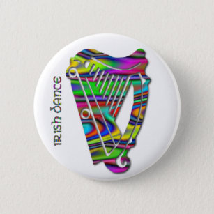 Iren-Tanz-Regenbogen färbt Harfe von Irland-Knopf Button
