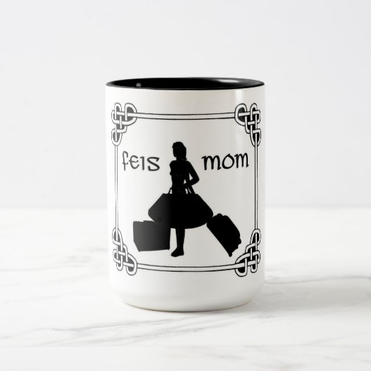 Iren tanzen keltische Knoten Feis Mama Zweifarbige Tasse (Mittel)