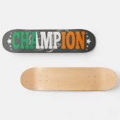 Iren und ein Meister Skateboard (Horizontal)